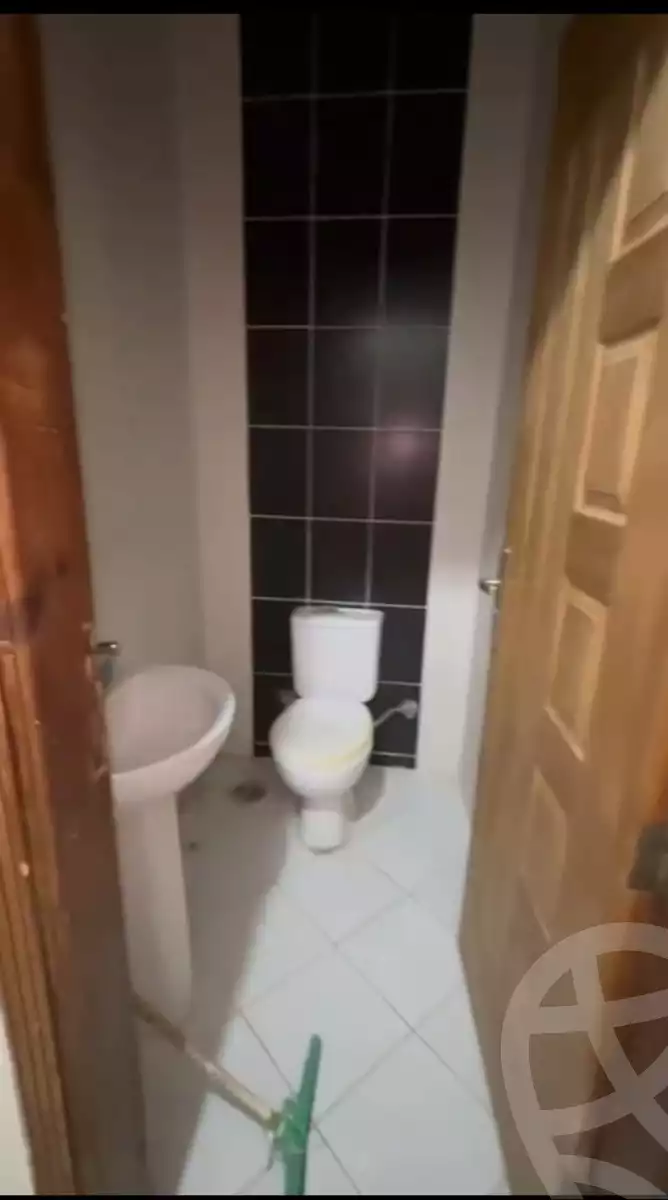 https://aqarmap.com.eg/en/listing/5794440-for-sale-cairo-el-sheikh-zayed-city-el-hay-el-khames-lhry