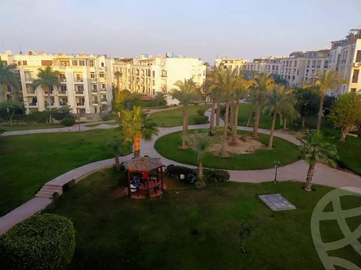 https://aqarmap.com.eg/ar/listing/5794504-for-sale-cairo-el-sheikh-zayed-city-compounds-hadayek-el-mohandiseen