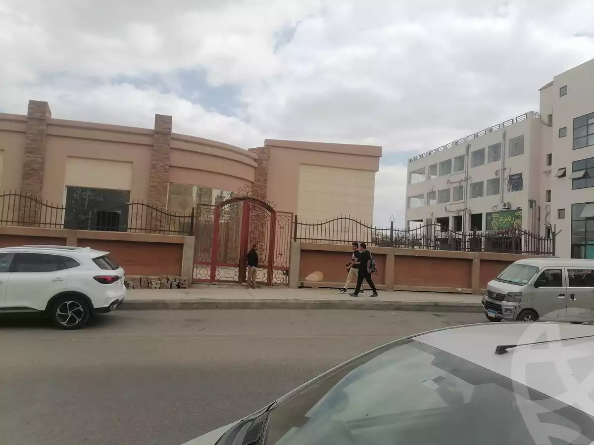 https://aqarmap.com.eg/en/listing/5794777-for-sale-cairo-el-sheikh-zayed-city-el-hay-elawel