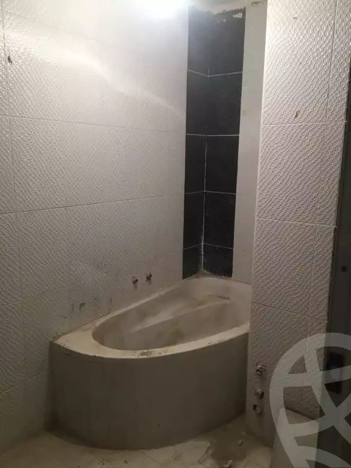 https://aqarmap.com.eg/ar/listing/5795213-for-sale-alexandria-l-jmy-el-hanouvel-al-asdakaa-st