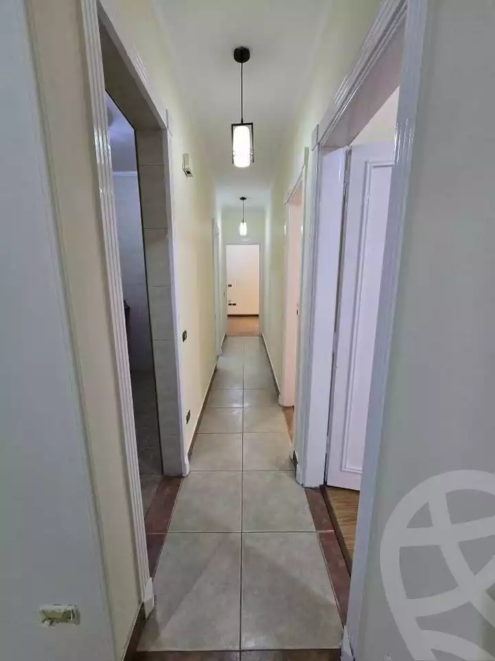 https://aqarmap.com.eg/ar/listing/5796470-for-sale-cairo-ain-shams-ain-shams-el-sharkia