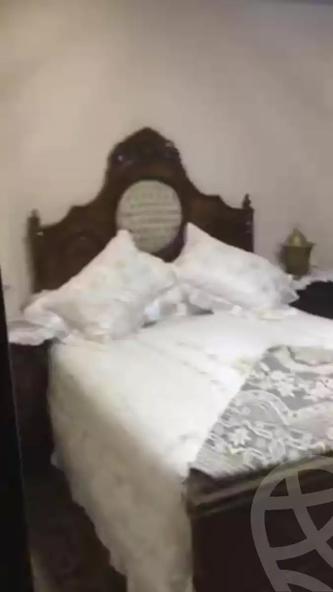 https://aqarmap.com.eg/en/listing/5800346-for-sale-cairo-faisal-kafr-tohormos-queen-nazli-st