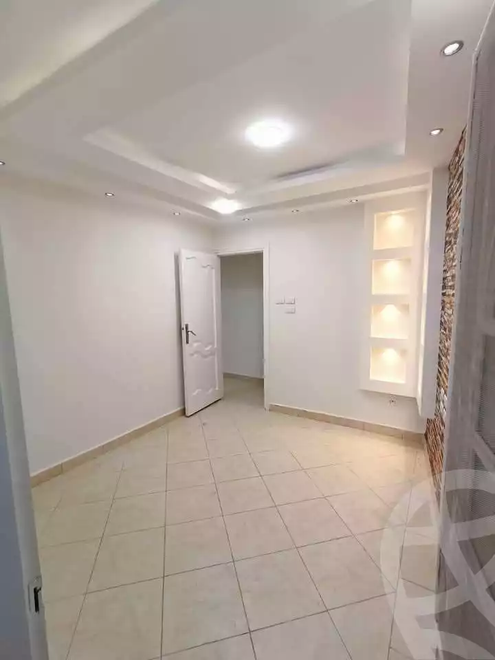 https://aqarmap.com.eg/ar/listing/5801715-for-sale-alexandria-l-jmy-el-hanouvel-el-kholafaa-el-rashdeen-st