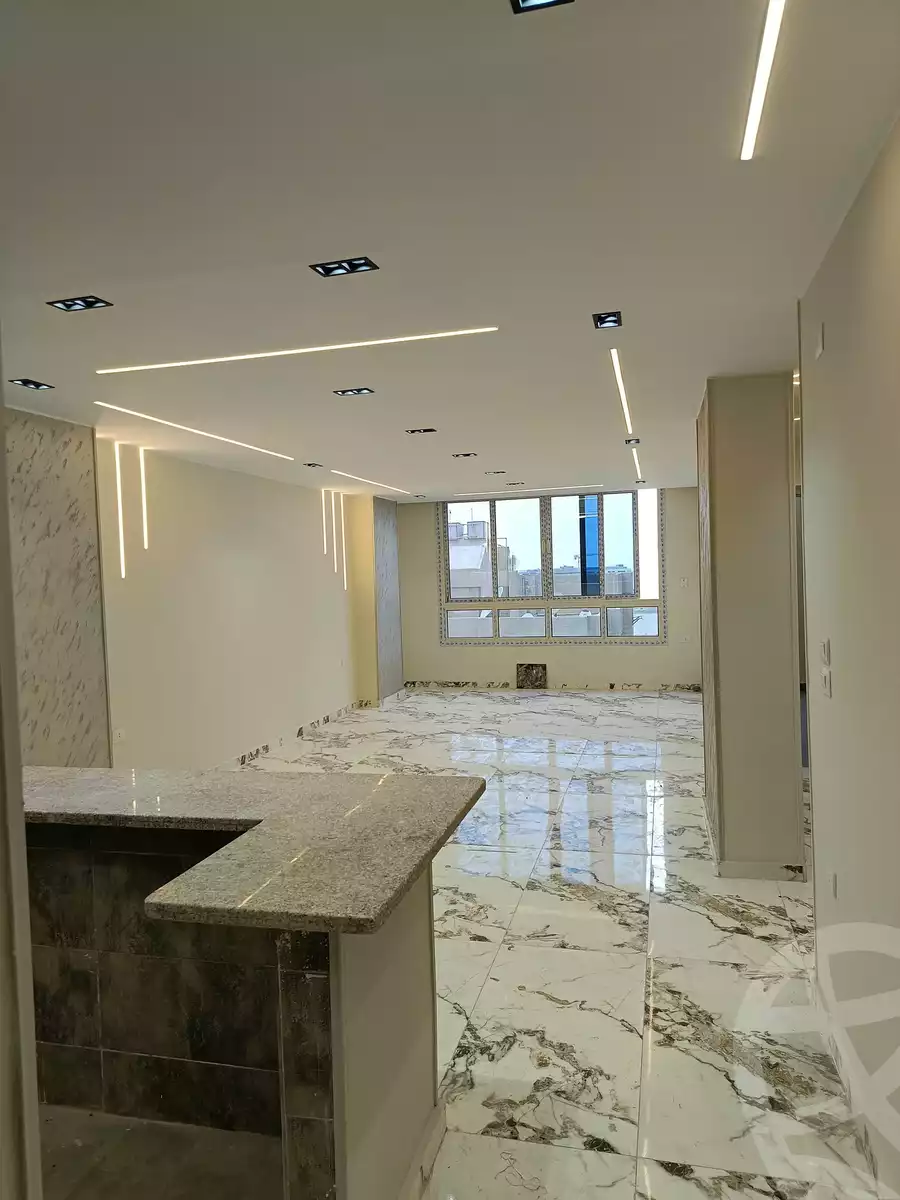 https://aqarmap.com.eg/ar/listing/5802823-for-rent-cairo-mokattam-lhdb-l-ly-s-zone