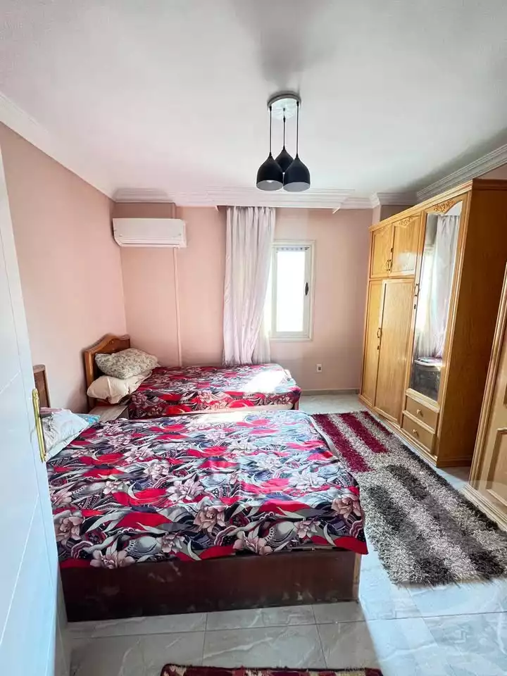 https://aqarmap.com.eg/en/listing/5804855-for-rent-cairo-mokattam-el-hadabah-el-wosta