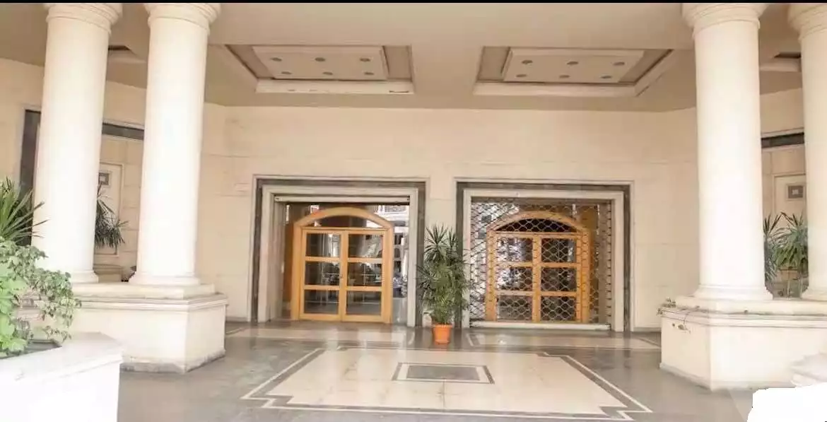 https://aqarmap.com.eg/ar/listing/5805716-for-sale-alexandria-smouha-mohammed-fawzi-moaz-st