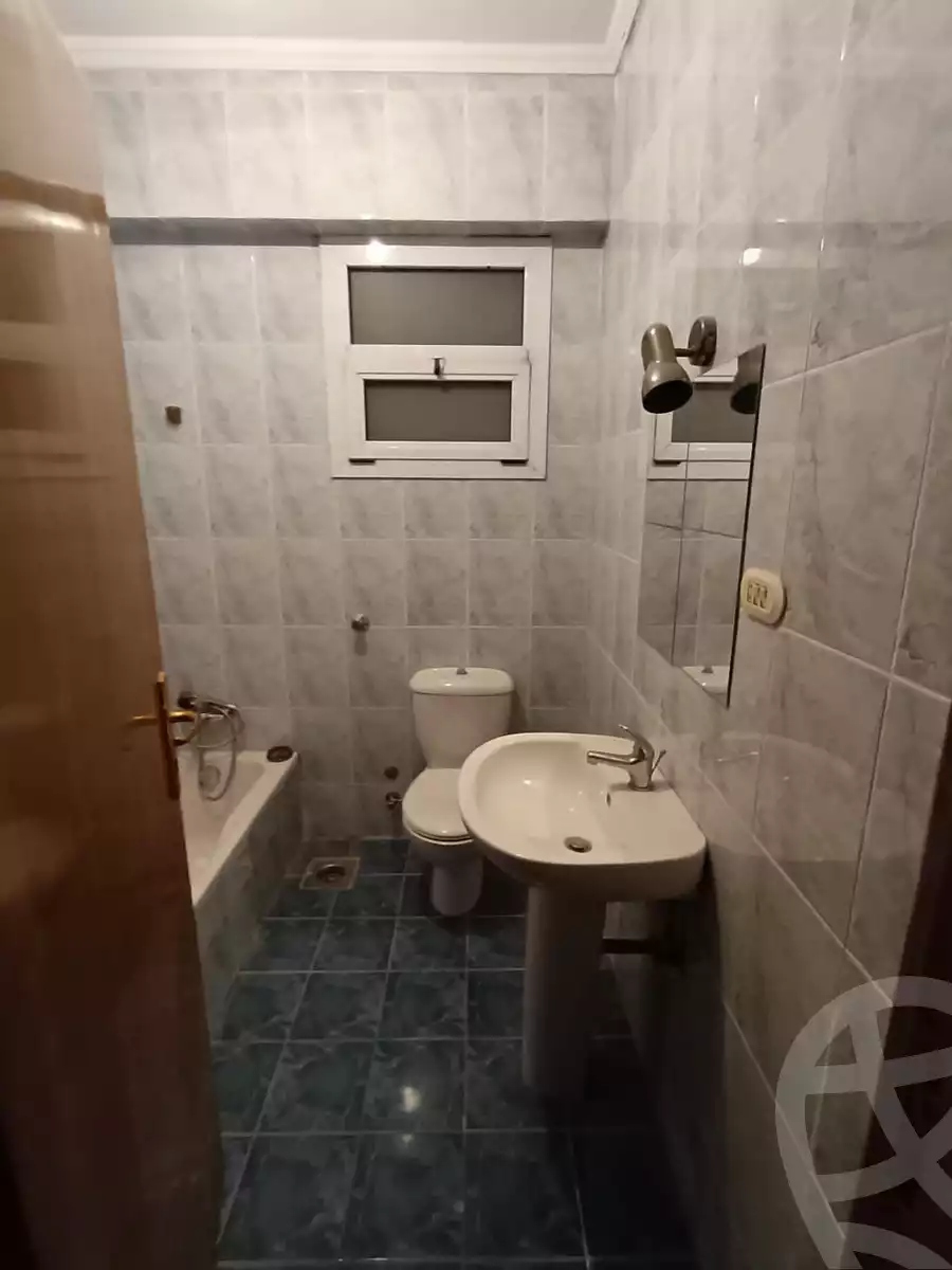 https://aqarmap.com.eg/en/listing/5806750-for-rent-cairo-new-cairo-el-ahyaa-fifth-neighborhood-street-21