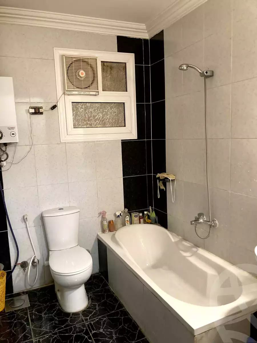 https://aqarmap.com.eg/en/listing/5807570-for-sale-cairo-ain-shams-ain-shams-el-sharkia-el-eshrein-stt