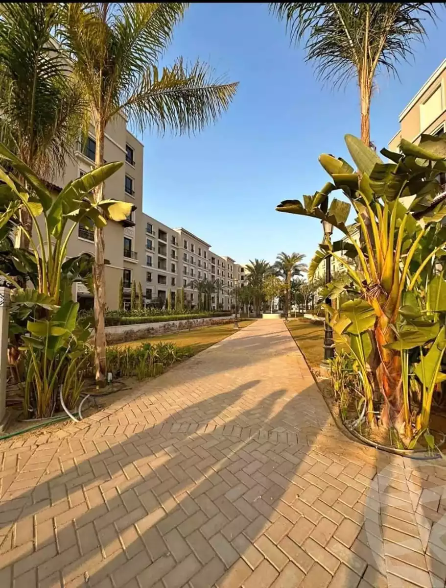 https://aqarmap.com.eg/en/listing/5807768-for-sale-cairo-el-sheikh-zayed-city-compounds-kmbwnd-fyldj-wyst-dr-llttwyr