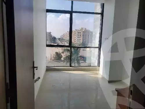 https://aqarmap.com.eg/en/listing/5808873-for-rent-cairo-el-shorouk-compounds-twn-sntr-mwl-lwtny-l-qry