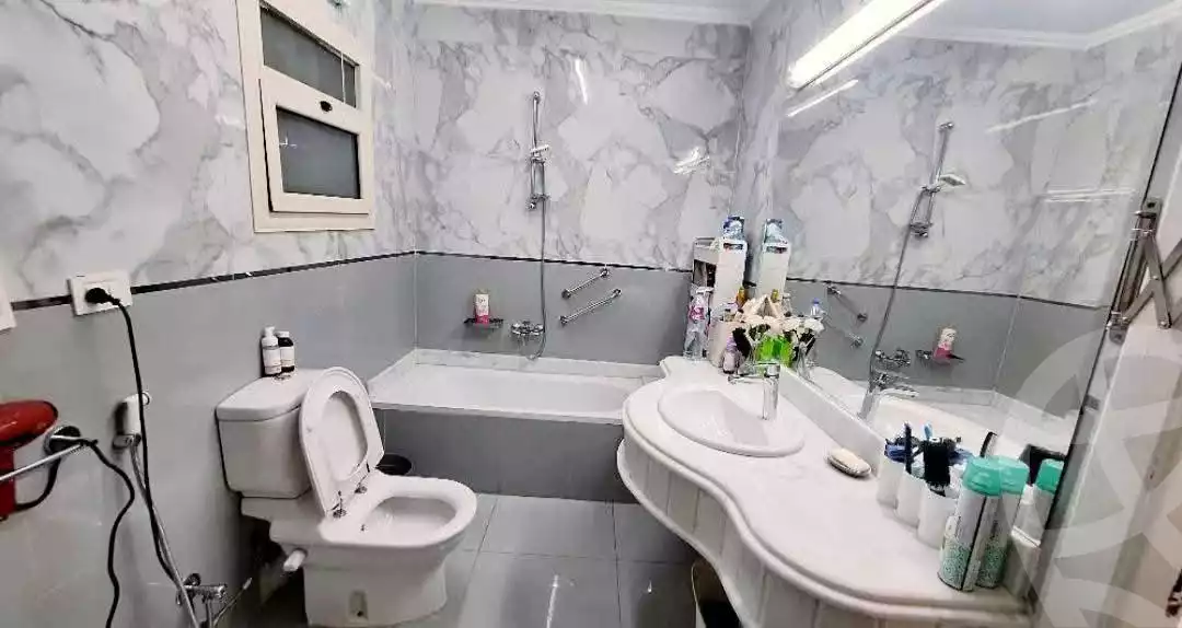 https://aqarmap.com.eg/ar/listing/5809942-for-sale-alexandria-camp-cesar