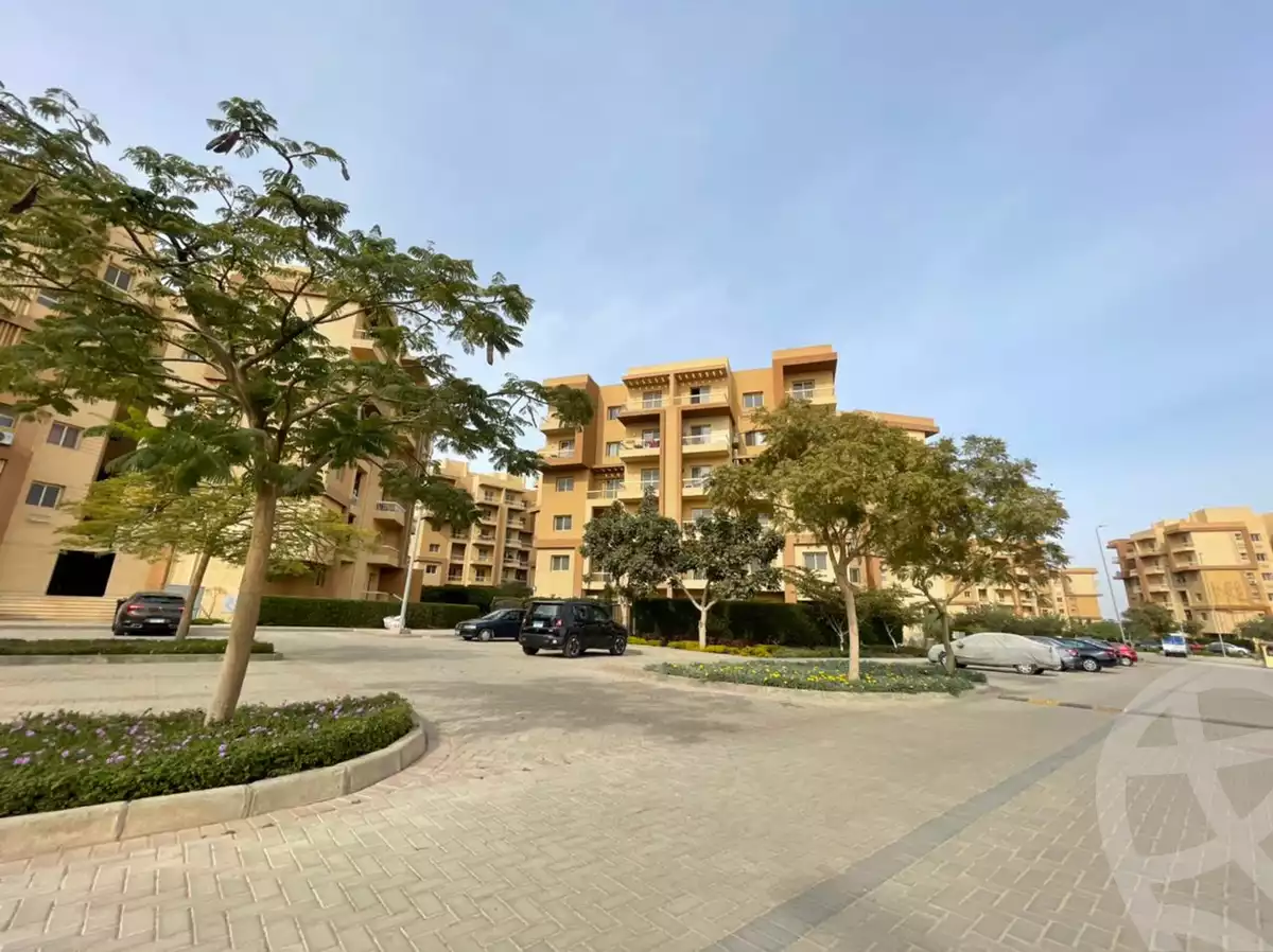 https://aqarmap.com.eg/en/listing/5811675-for-sale-cairo-6th-of-october-hadaeq-october-kmbwnd-fy-hdyq-ktwbr-ashgar-city