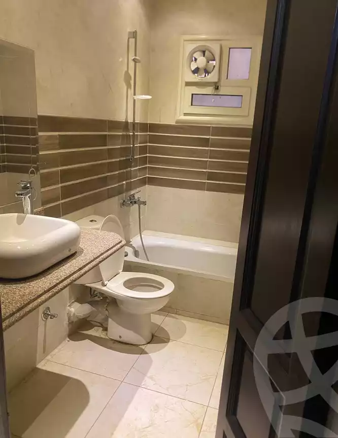 https://aqarmap.com.eg/en/listing/5813025-for-sale-cairo-mokattam-lhdb-l-ly