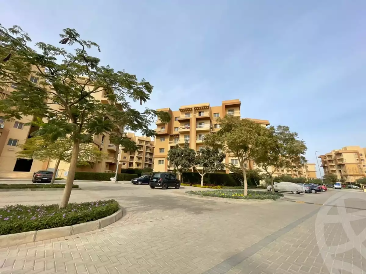 https://aqarmap.com.eg/en/listing/5814767-for-sale-cairo-6th-of-october-hadaeq-october-kmbwnd-fy-hdyq-ktwbr-ashgar-city
