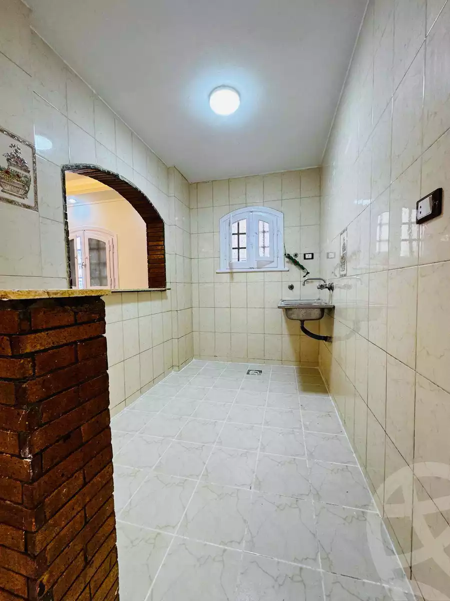 https://aqarmap.com.eg/en/listing/5815465-for-sale-alexandria-l-jmy-shataa-el-nakheel-street-2