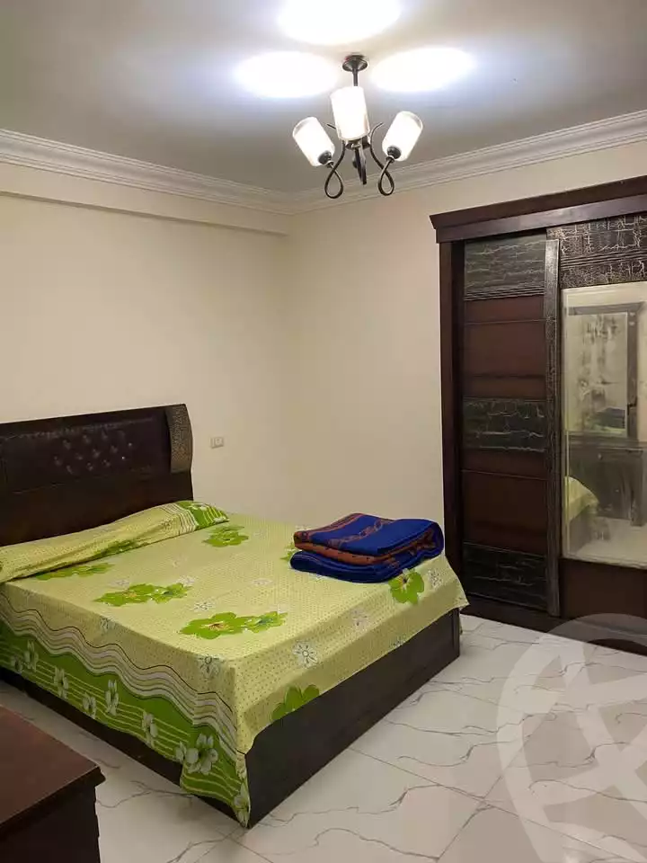 https://aqarmap.com.eg/en/listing/5816631-for-rent-cairo-faisal-kafr-tohormos-queen-nazli-st