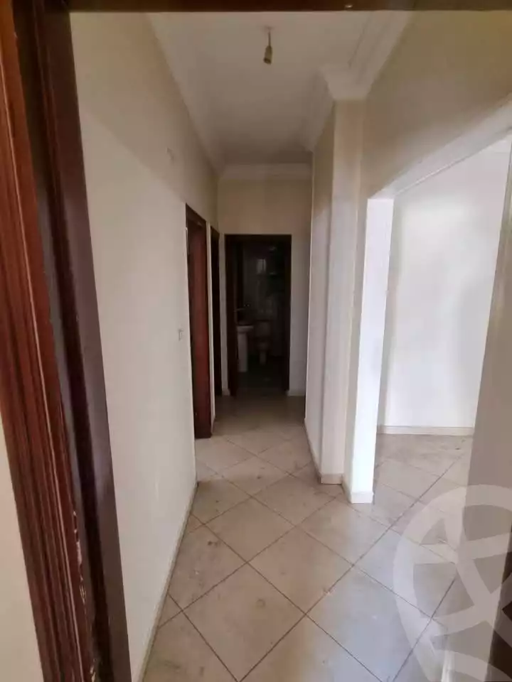 https://aqarmap.com.eg/ar/listing/5818258-for-sale-gharbia-tanta-tanta-city-taha-el-hakeem-st