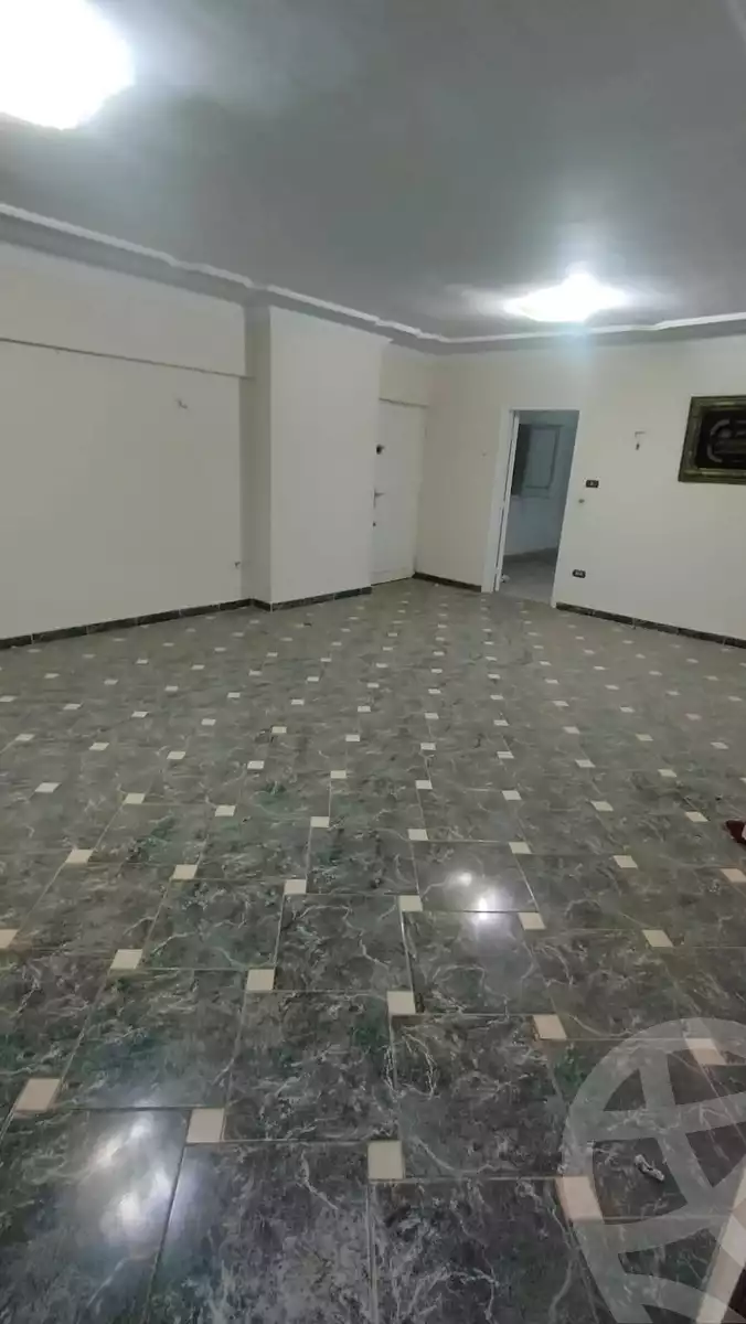 https://aqarmap.com.eg/en/listing/5820756-for-sale-cairo-helwan-helwan-el-sharkeya-mostafa-safwat-st