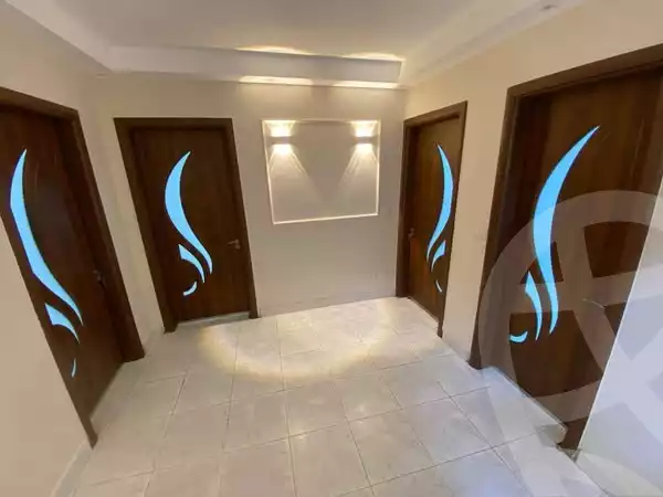 https://aqarmap.com.eg/ar/listing/5822930-for-sale-cairo-helwan-mohamed-sayed-ahmed-st