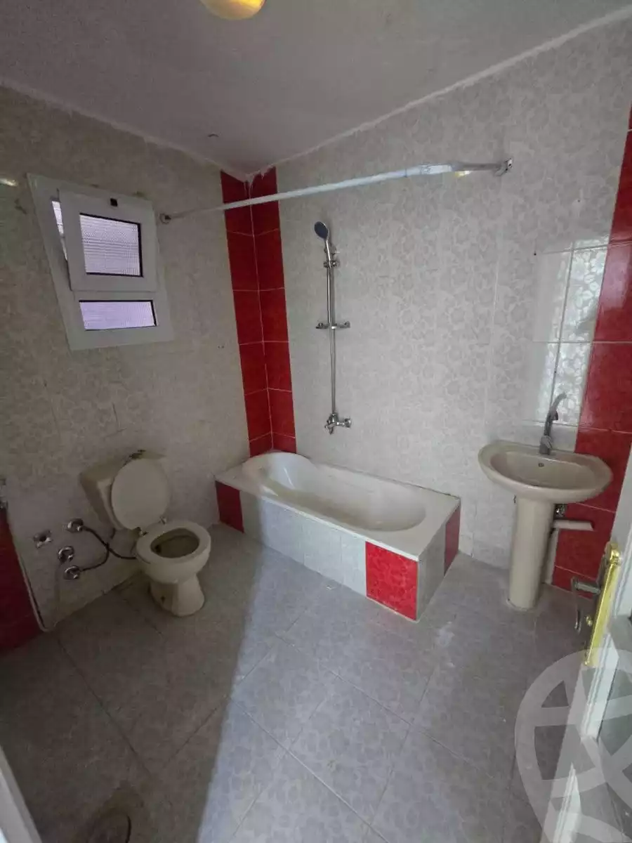 https://aqarmap.com.eg/en/listing/5824707-for-sale-alexandria-l-jmy-lbytsh-el-hay-st