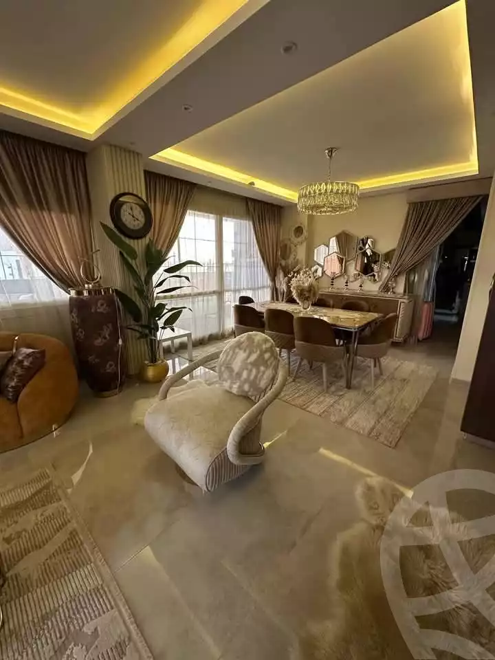 https://aqarmap.com.eg/en/listing/5824821-for-sale-sharqia-zagazig-zagazig-city-tolba-awaida-st