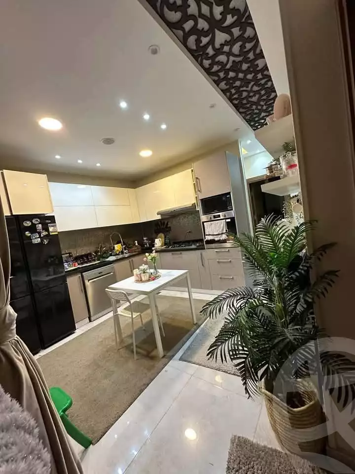 https://aqarmap.com.eg/en/listing/5824821-for-sale-sharqia-zagazig-zagazig-city-tolba-awaida-st