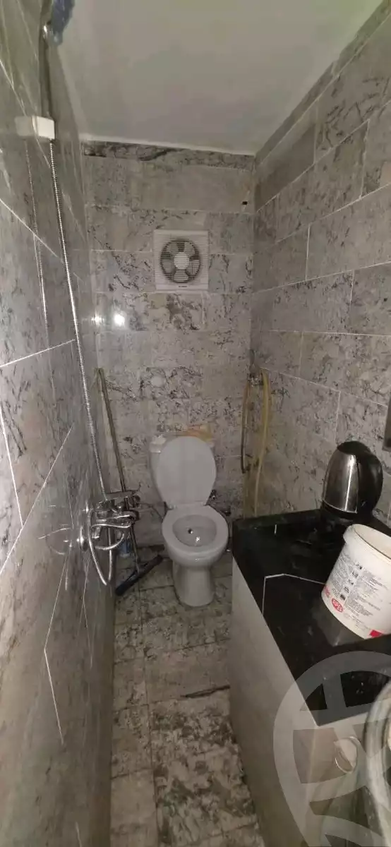 https://aqarmap.com.eg/ar/listing/5825765-for-rent-cairo-mokattam-lhdb-l-ly-shareaa-9