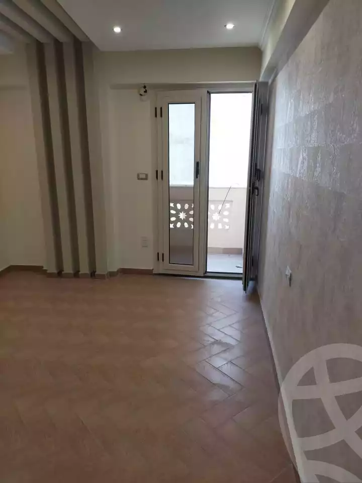https://aqarmap.com.eg/en/listing/5826031-for-sale-alexandria-glim