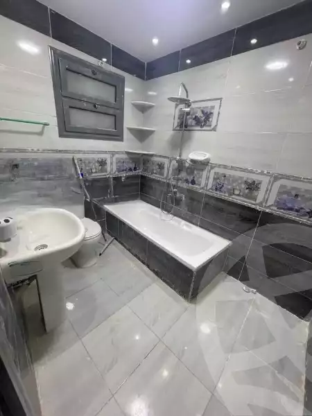 https://aqarmap.com.eg/en/listing/5826894-for-sale-alexandria-l-jmy-lbytsh-al-nouqrashi-st
