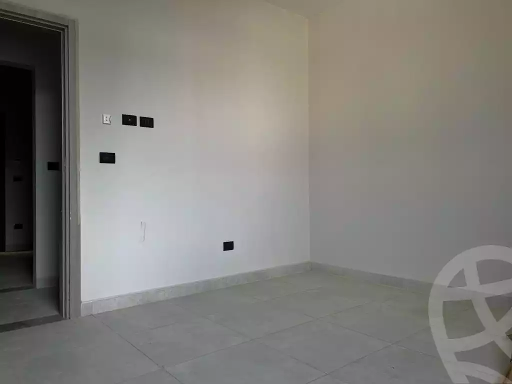 https://aqarmap.com.eg/ar/listing/5827508-for-rent-cairo-6th-of-october-compounds-hyl-twn-blm-hylz-llttwyr