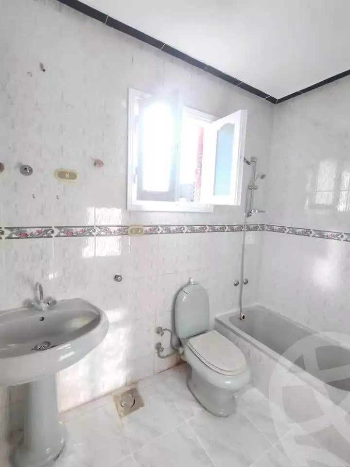 https://aqarmap.com.eg/en/listing/5828135-for-sale-alexandria-l-jmy-shataa-el-nakheel