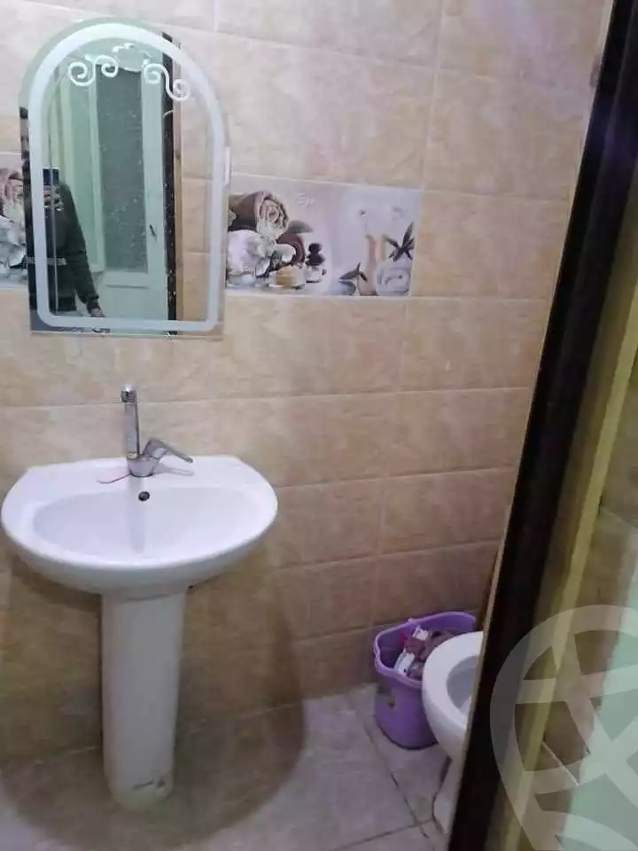 https://aqarmap.com.eg/ar/listing/5828530-for-rent-cairo-mokattam-lhdb-l-ly-shareaa-9