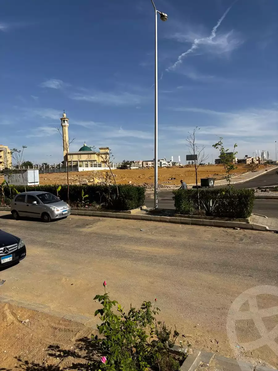 https://aqarmap.com.eg/ar/listing/5703591-for-sale-cairo-el-shorouk-lmntq-lkhms