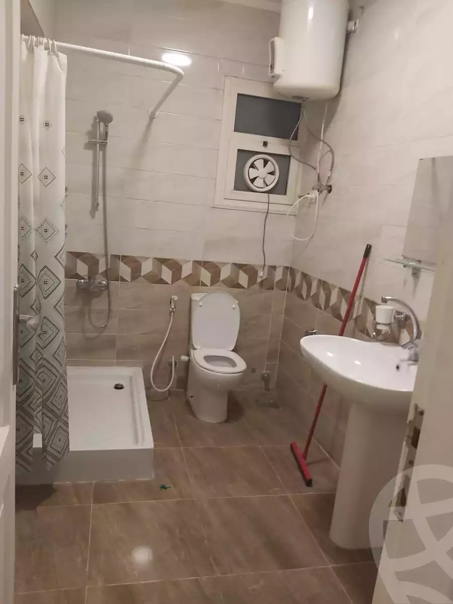 https://aqarmap.com.eg/ar/listing/5826215-for-rent-cairo-el-sheikh-zayed-city-compounds-green-3