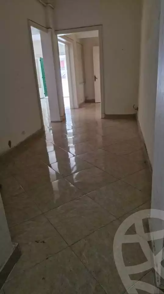 https://aqarmap.com.eg/en/listing/5833132-for-sale-alexandria-lauran
