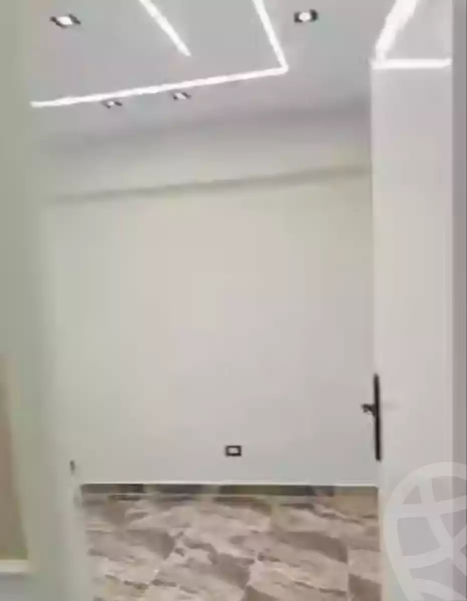 https://aqarmap.com.eg/en/listing/5833651-for-sale-alexandria-l-jmy-el-hanouvel-yathreb-st