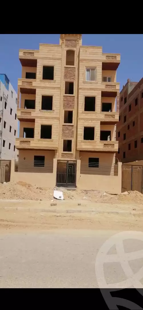 https://aqarmap.com.eg/ar/listing/5835034-for-sale-cairo-badr-city-hai-el-ashgar-featured-neighborhood-bait-el-watan-rd