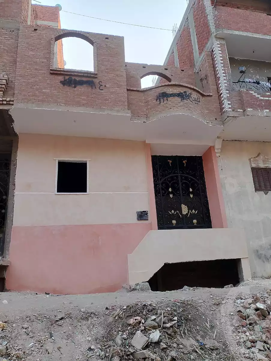 https://aqarmap.com.eg/ar/listing/5835689-for-sale-cairo-bashtil