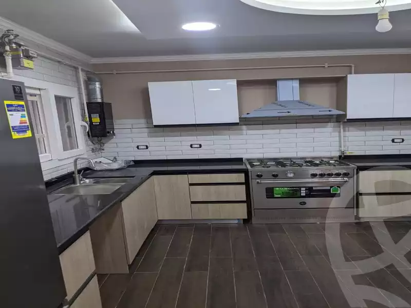 https://aqarmap.com.eg/en/listing/5835795-for-sale-cairo-el-sheikh-zayed-city-compounds-zayed-regency