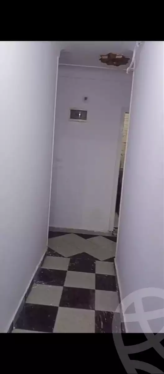 https://aqarmap.com.eg/ar/listing/5836333-for-sale-alexandria-new-miami-eskot