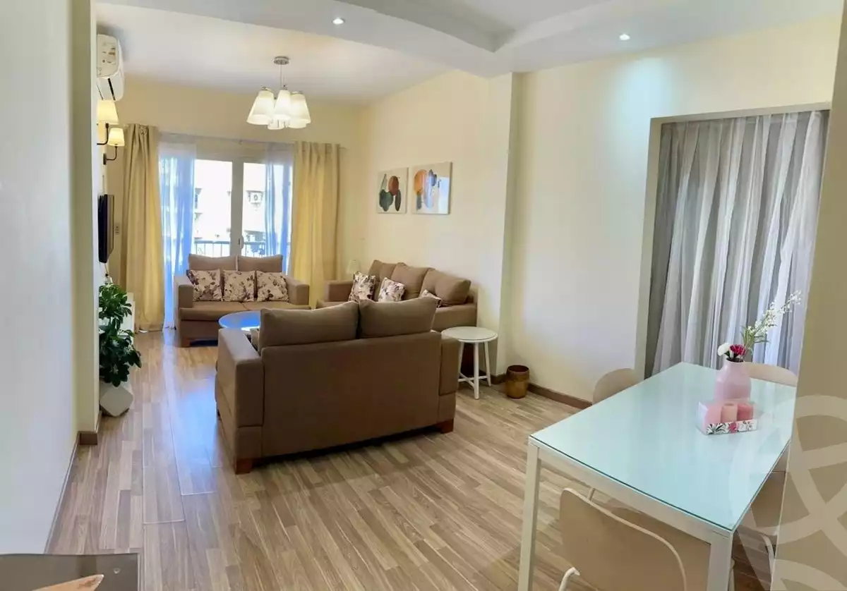 https://aqarmap.com.eg/en/listing/5836465-for-sale-cairo-el-sheikh-zayed-city-compounds-dh-drys