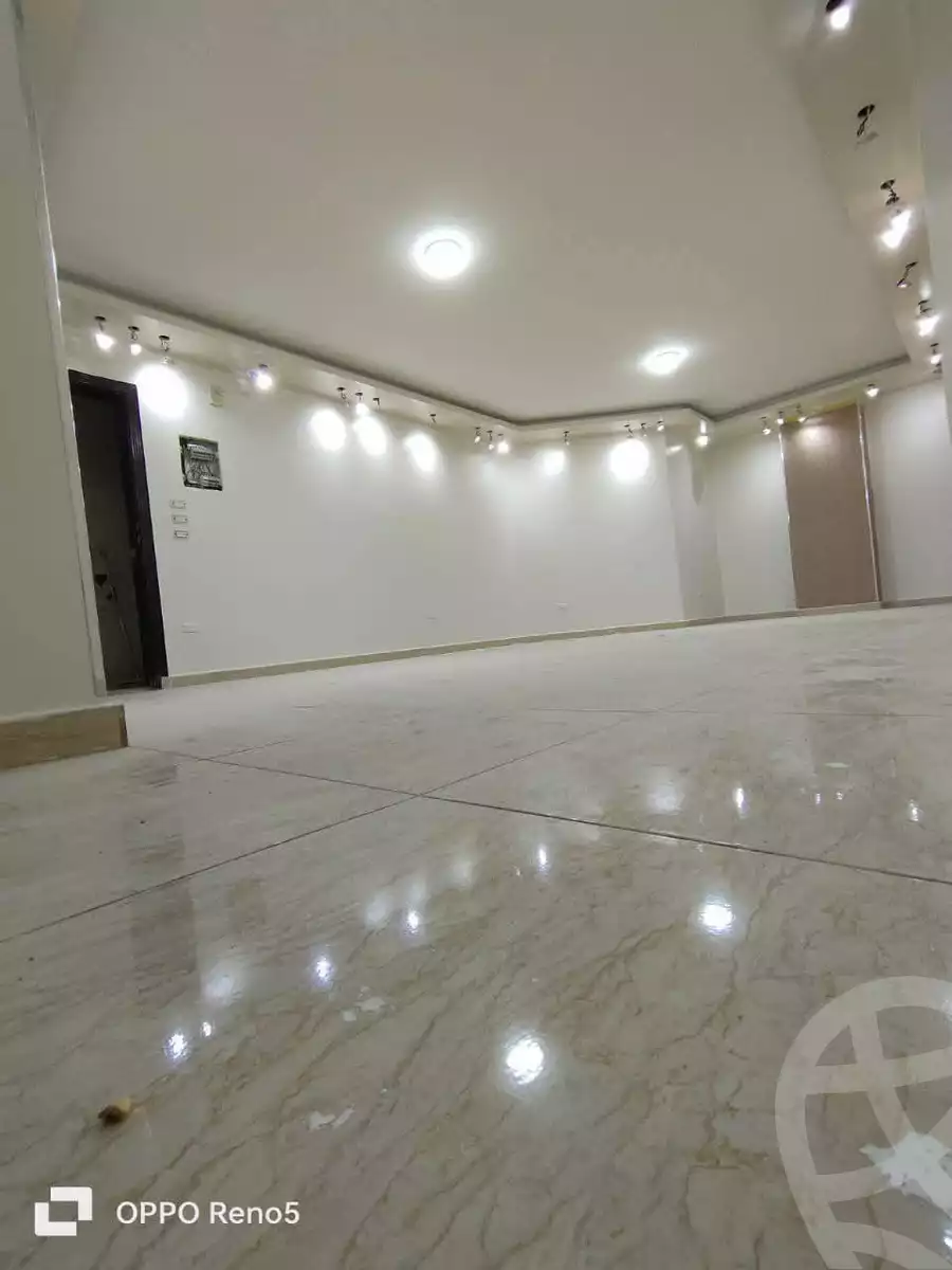 https://aqarmap.com.eg/ar/listing/5836958-for-sale-cairo-helwan-helwan-el-sharkeya-el-maraghi-st