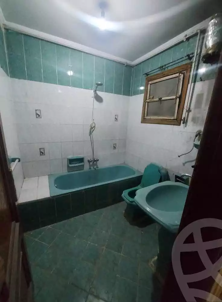 https://aqarmap.com.eg/en/listing/5837017-for-sale-cairo-helwan-helwan-el-sharkeya-khesro-basha-st
