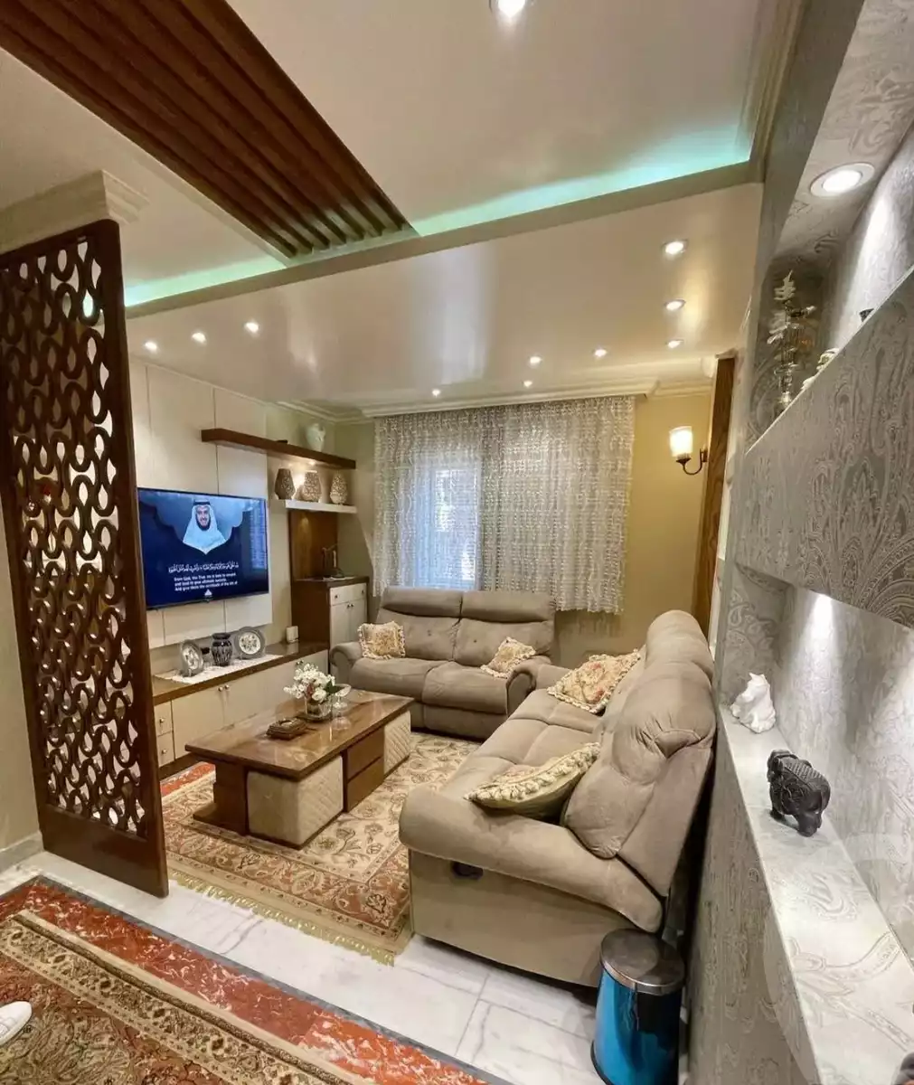 https://aqarmap.com.eg/en/listing/5838146-for-sale-alexandria-camp-cesar-el-gaish-rd