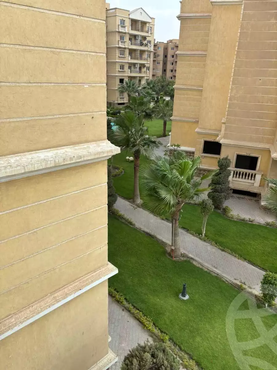 https://aqarmap.com.eg/en/listing/5867718-for-sale-cairo-6th-of-october-hadaeq-october-kmbwnd-fy-hdyq-ktwbr-el-rayhan-oasis
