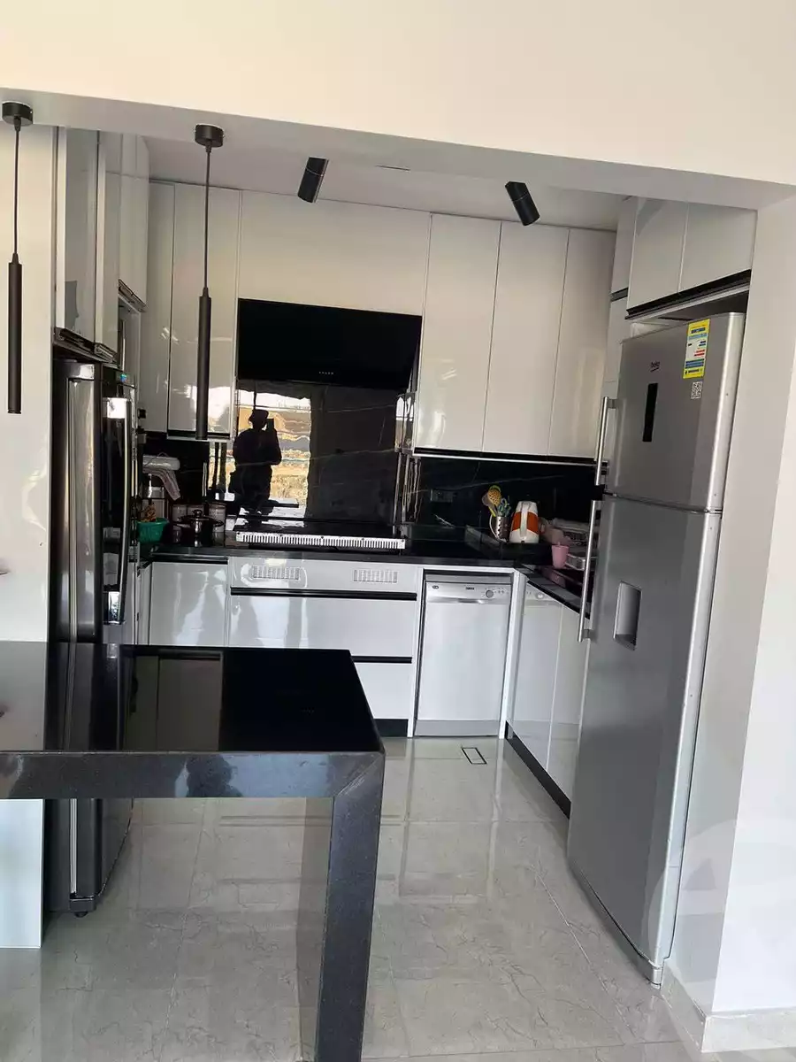 https://aqarmap.com.eg/en/listing/5840589-for-sale-cairo-new-cairo-compounds-mwntn-fyw-y-syty-club-park-mountain-view-icity