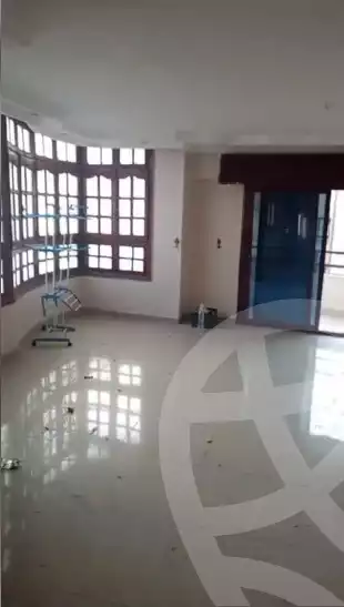 https://aqarmap.com.eg/en/listing/5847083-for-sale-dakahlia-mansoura-el-mansoura-city-ahmed-maher-st