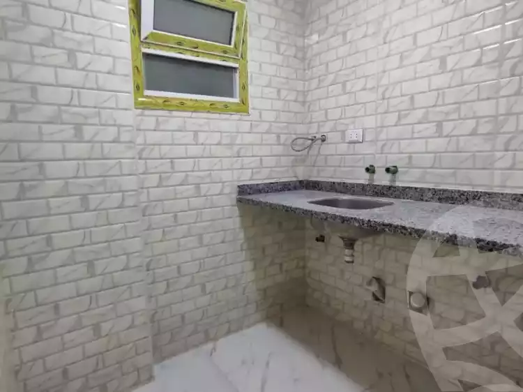 https://aqarmap.com.eg/en/listing/5831742-for-sale-alexandria-el-mandara-shr-jml-bd-lnsr