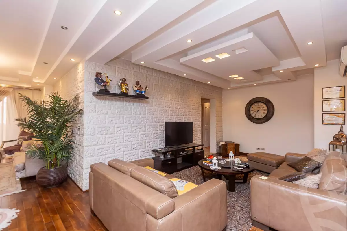 https://aqarmap.com.eg/ar/listing/5849114-for-sale-alexandria-smouha-mohammed-fawzi-moaz-st