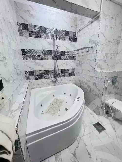 https://aqarmap.com.eg/en/listing/5850212-for-rent-cairo-new-cairo-compounds-eastown-eastown-parks
